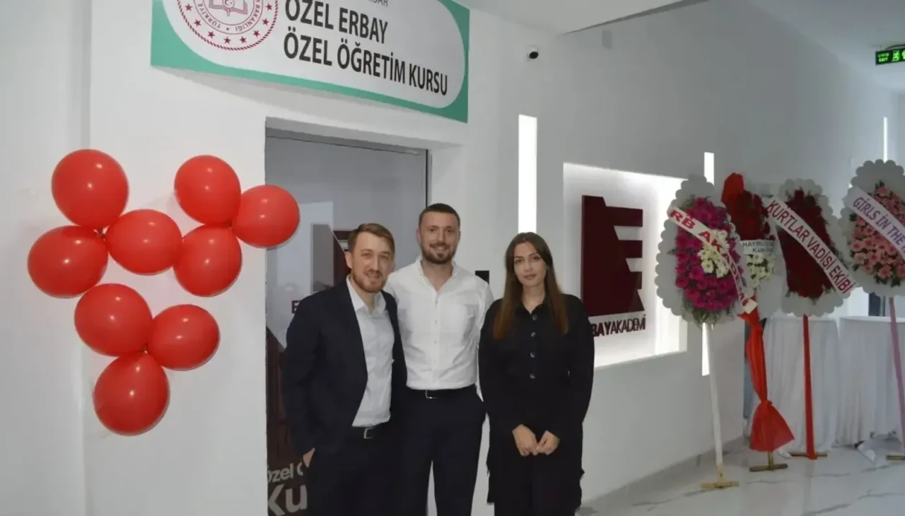 Trabzon'da Erbay Akademi, üniversiteye hazırlıkta yeni bir dönem başlattı