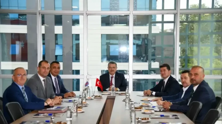 Trabzon'da Belediyeler Toplantısında İş Birliği ve Yerel Sorunların Çözümü üzerine Stratejiler Belirlendi